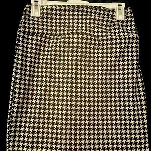 Skirt size S